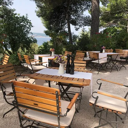 게스트하우스 La - House & 3*