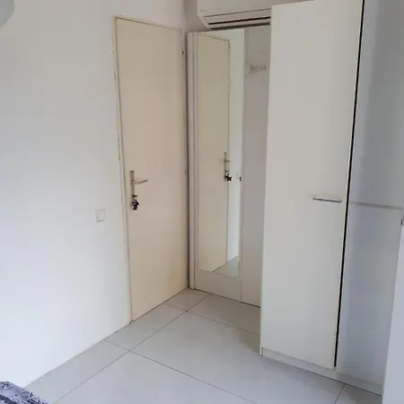 La - House & Maison d'hôtes