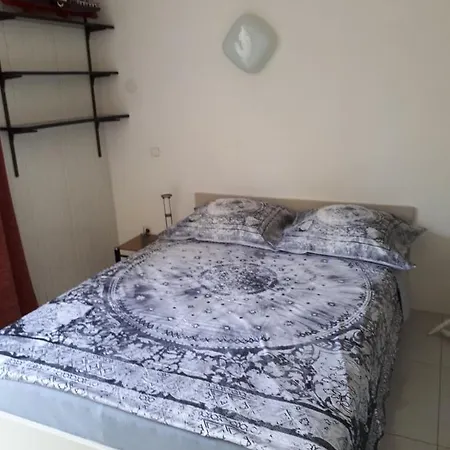 게스트하우스 La - House & 크리크베니카