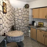 La - House & Gæstehus 3*