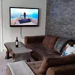 La - House & Gæstehus 3*