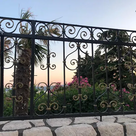 La - House & Penzion Crikvenica