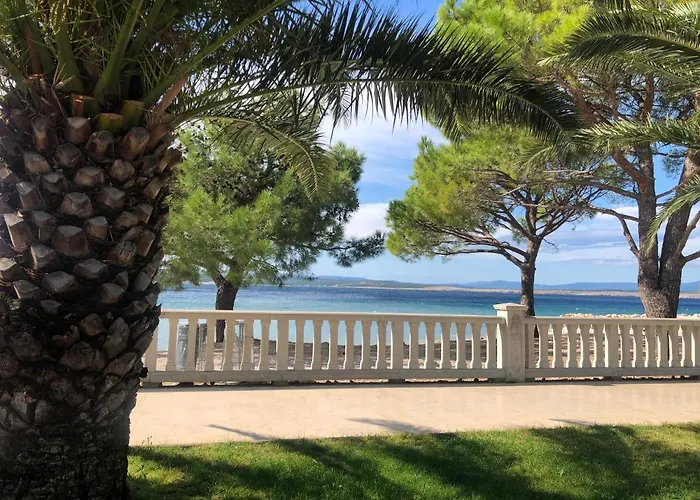 La - House & 게스트하우스